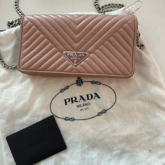 Prada Logo Plaque Quilted Purse. Small. Pink. - Picture 1 of 8